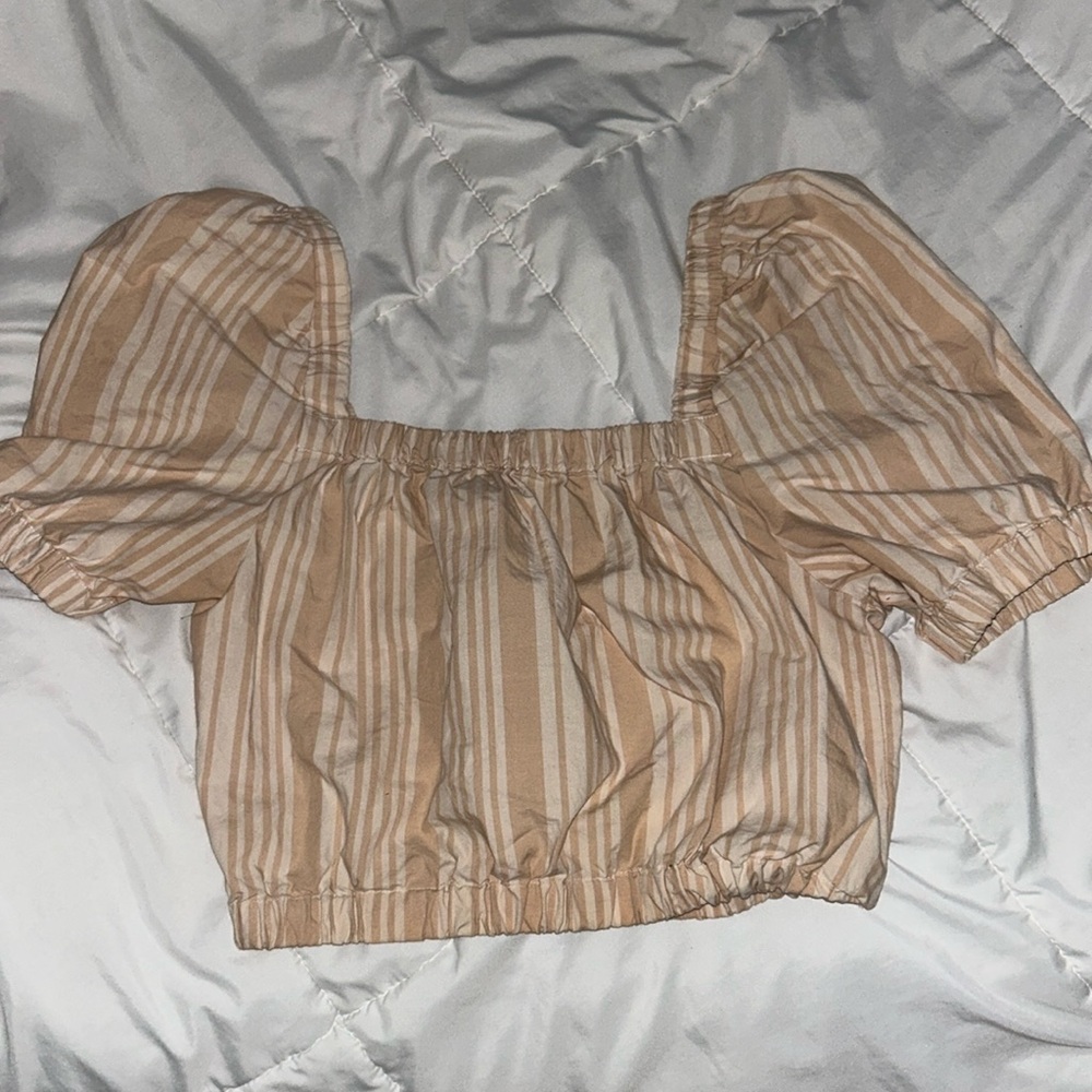 American Eagle top